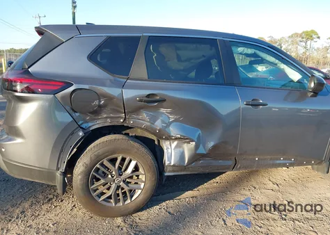 2025 Nissan Rogue S Fwd z USA, uszkodzony, nr VIN 5N1BT3AA0SC795931